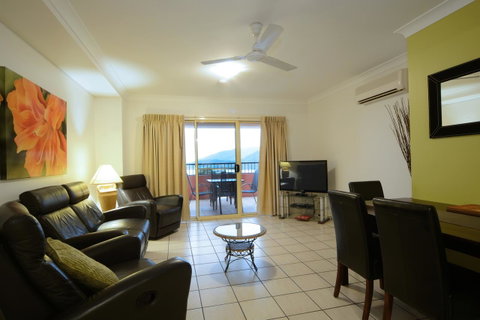 Martinique Whitsunday Resort - VIC Tourism 37