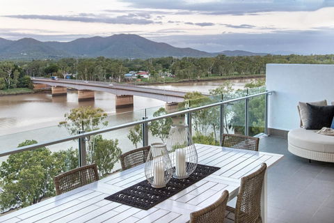 Empire Apartment Hotel Rockhampton - VIC Tourism 8