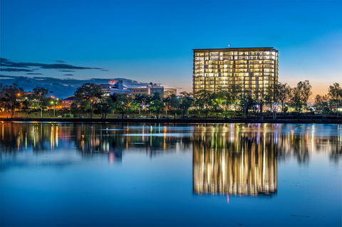 Empire Apartment Hotel Rockhampton - VIC Tourism 24