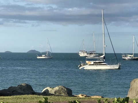 Whitsunday Luxury Homes - VIC Tourism 34