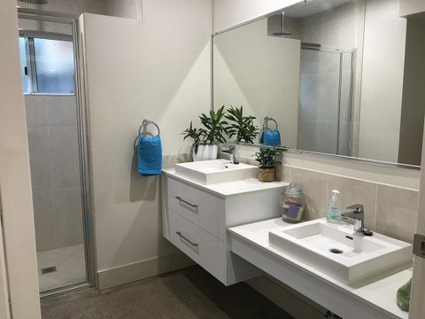 Whitsunday Luxury Homes - VIC Tourism 13