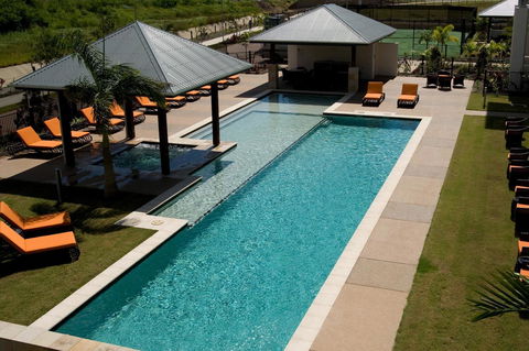 The Boathouse Apartments - VIC Tourism 8