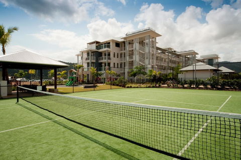 The Boathouse Apartments - VIC Tourism 6