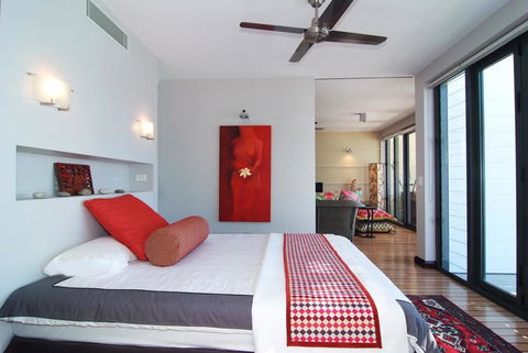 The Boathouse Apartments - VIC Tourism 17