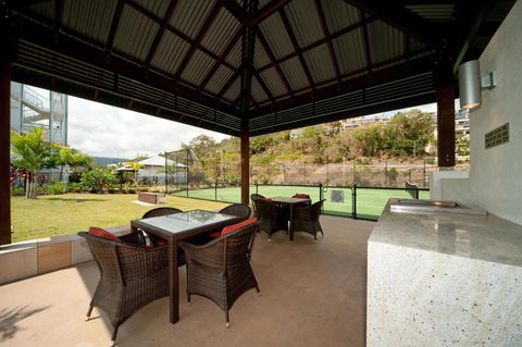 The Boathouse Apartments - VIC Tourism 21