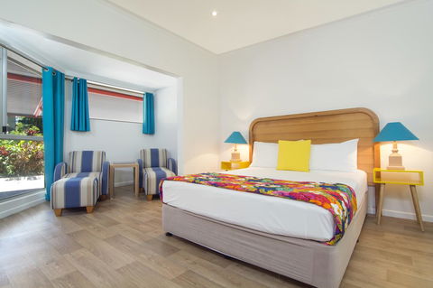 Port Douglas Motel - VIC Tourism 34
