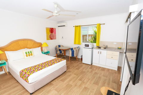 Port Douglas Motel - VIC Tourism 22