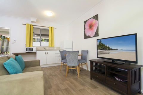 Port Douglas Motel - VIC Tourism 43