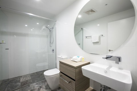 Qube Broadbeach - VIC Tourism 39