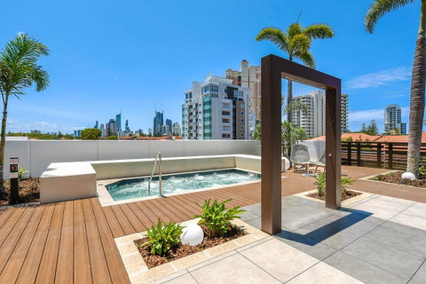 Qube Broadbeach - VIC Tourism 27