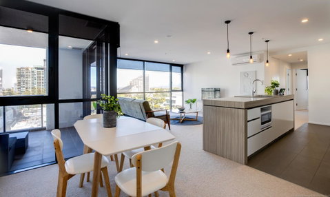 Qube Broadbeach - VIC Tourism 16