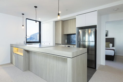 Qube Broadbeach - VIC Tourism 38