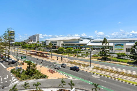 Qube Broadbeach - VIC Tourism 18