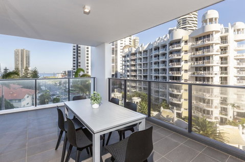 Qube Broadbeach - VIC Tourism 41