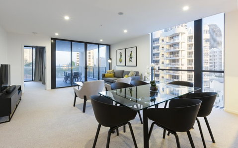 Qube Broadbeach - VIC Tourism 42