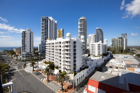 Qube Broadbeach - VIC Tourism 10