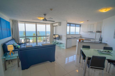 Mandolin Beachfront Resort - VIC Tourism 12