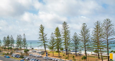 Mandolin Beachfront Resort - VIC Tourism 37