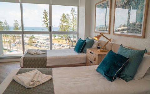 Mandolin Beachfront Resort - VIC Tourism 9