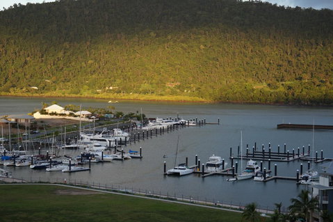 Ocean Views At Whitsunday Terraces Resort - VIC Tourism 19