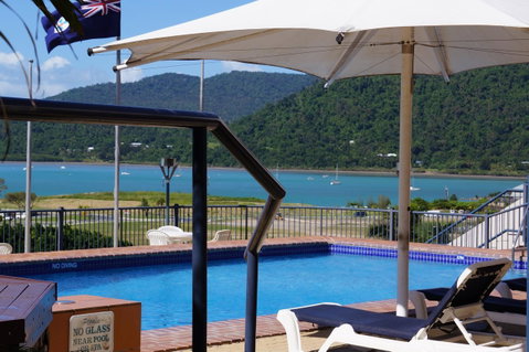 Ocean Views At Whitsunday Terraces Resort - VIC Tourism 6