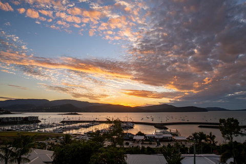 Sunlit Waters Studio Apartments - VIC Tourism 16