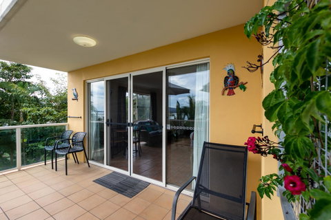 Sunlit Waters Studio Apartments - VIC Tourism 32