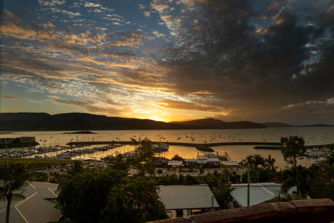Sunlit Waters Studio Apartments - VIC Tourism 17