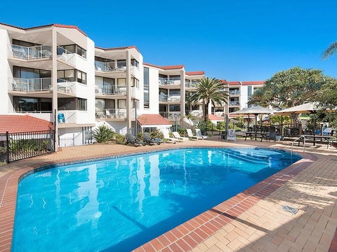 Casablanca Beachfront Apartments - VIC Tourism 0