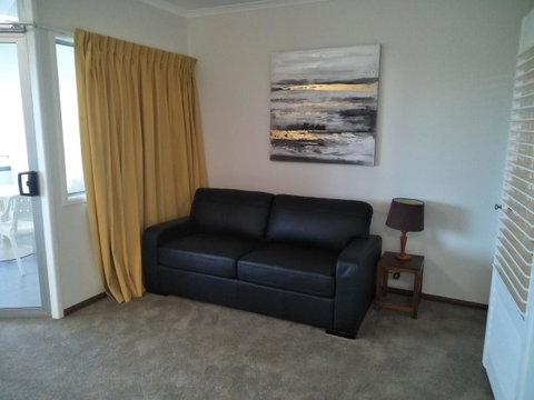 Airlie Seaview Apartments - VIC Tourism 14