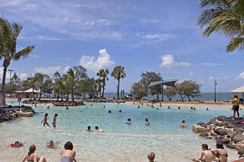 Proximity Waterfront Apartments - VIC Tourism 1