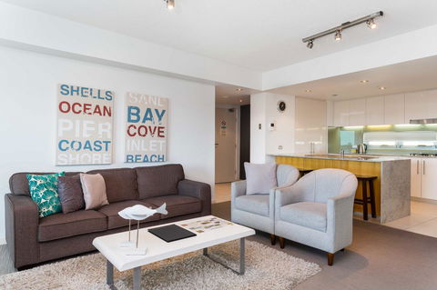 Proximity Waterfront Apartments - VIC Tourism 32