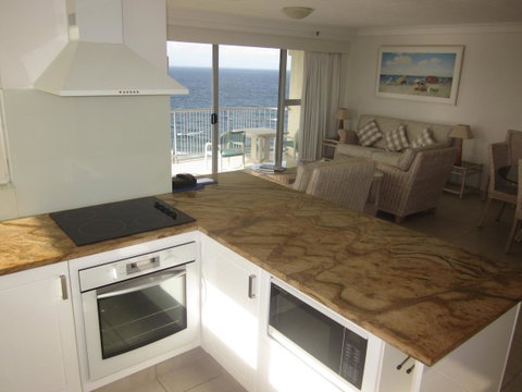 Talisman Apartments - VIC Tourism 8