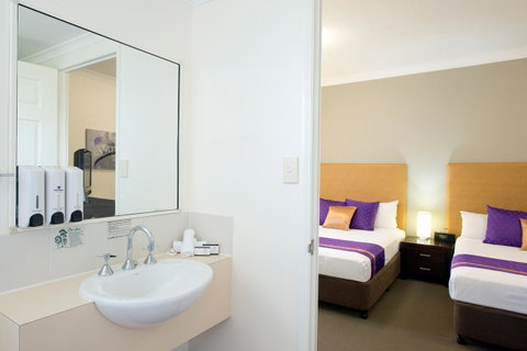 Park Regis Anchorage - VIC Tourism 17