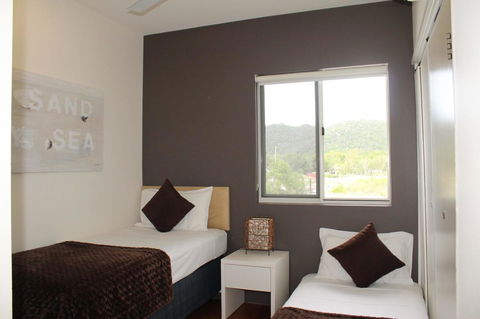 Beachside Apartment 17 - VIC Tourism 3
