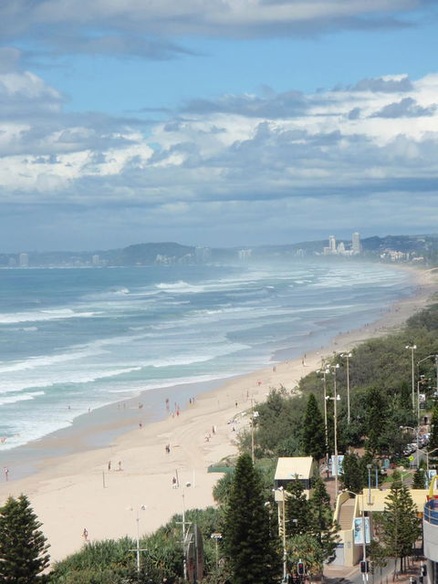Grosvenor Beachfront Apartments Surfers Paradise - VIC Tourism 12
