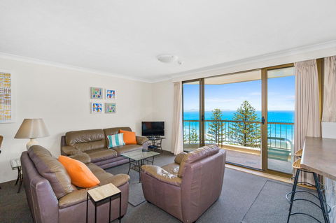 Columbia Beachfront Apartments On Rainbow Bay - VIC Tourism 39