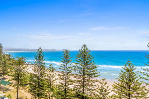 Columbia Beachfront Apartments On Rainbow Bay - VIC Tourism 25