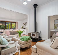 Frangipani House - VIC Tourism