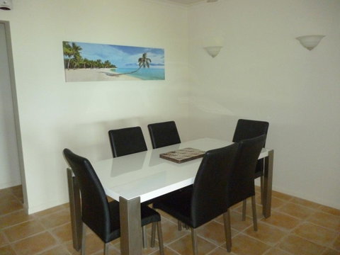 Sea Star Apartments - VIC Tourism 7