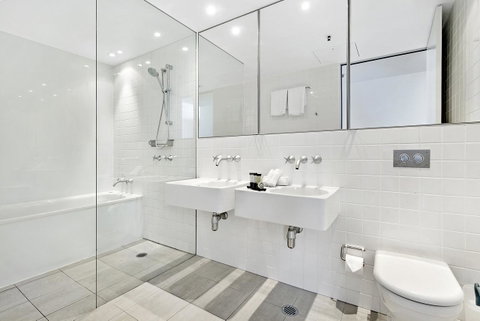 ULTIQA Air On Broadbeach - VIC Tourism 30