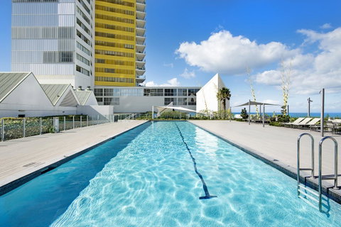 ULTIQA Air On Broadbeach - VIC Tourism 5