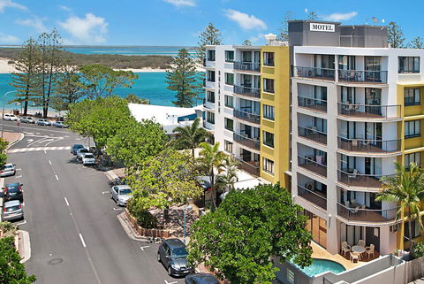 Belaire Place Motel Apartments - VIC Tourism 0
