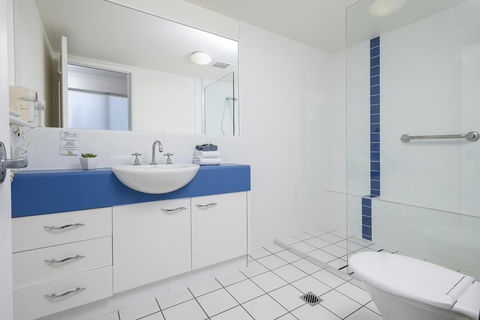 Belaire Place Motel Apartments - VIC Tourism 10