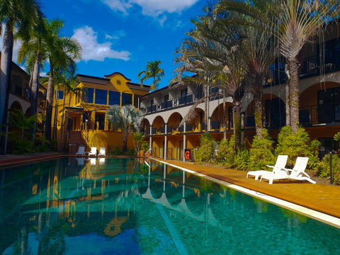 Palm Royale Cairns - VIC Tourism 5