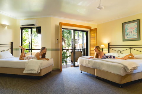 Palm Royale Cairns - VIC Tourism 22