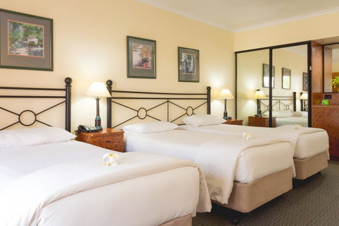 Palm Royale Cairns - VIC Tourism 29