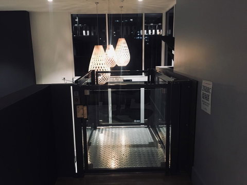 Woodroffe Hotel - VIC Tourism 8