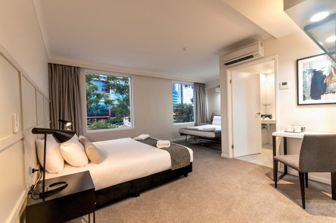 Woodroffe Hotel - VIC Tourism 15