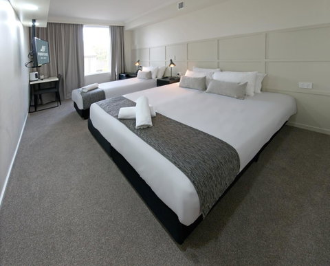 Woodroffe Hotel - VIC Tourism 13